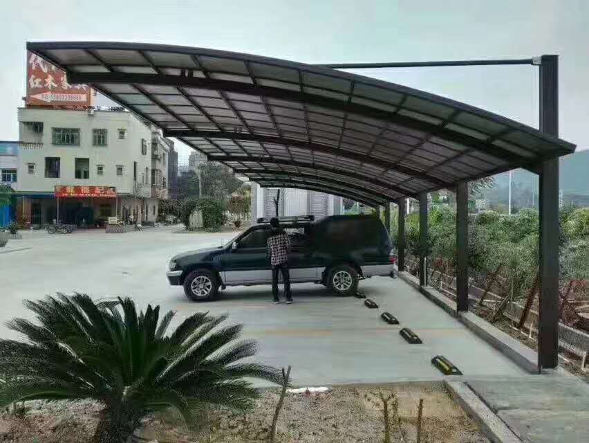 車棚正常維修才能安全使用！